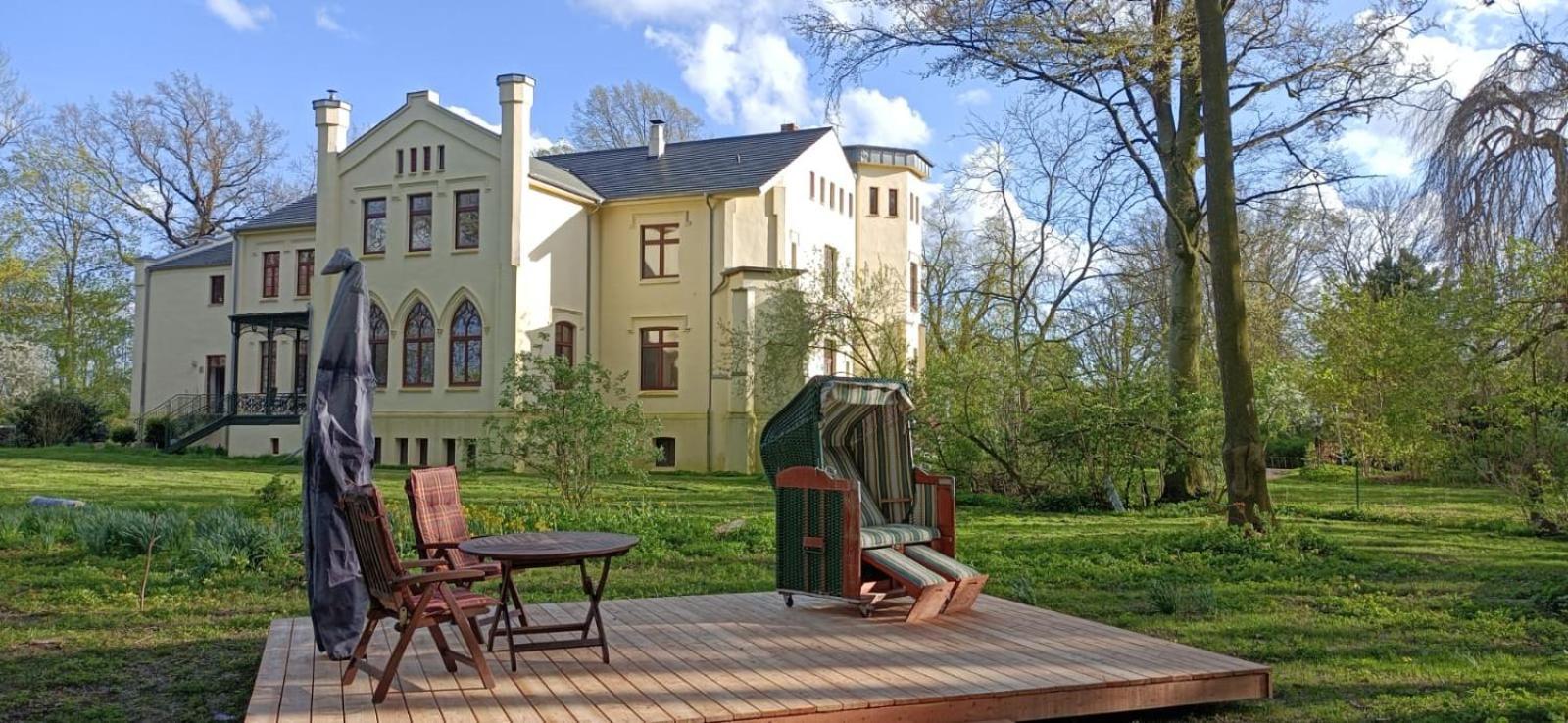 Herrenhaus Harmshagen Testorf-Steinfort Екстериор снимка